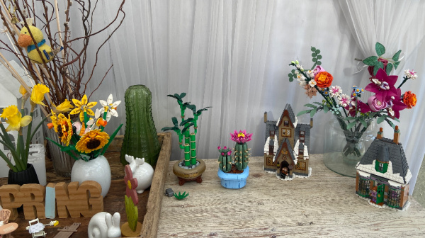 Lego auf der Anrichte